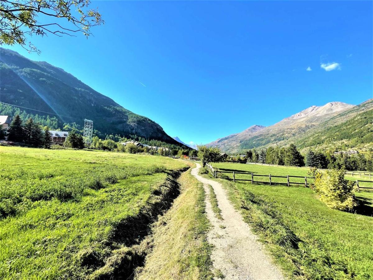 Studio Renove Pres Des Pistes, Parking, Cuisine Equipee - Fr-1-330F-63 Serre Chevalier Exterior foto